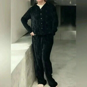 True vintage 80’s oversized black CP Shades velvet top and bottom set outfit